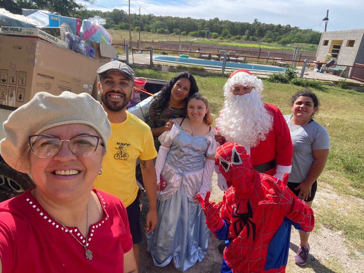 Regalos de Navidad para los niños de Parque Pereyra